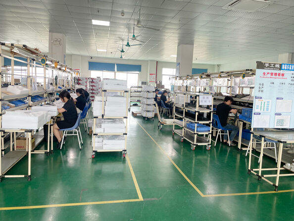 Dongguan Yinlang Electronic Technolog  Co.,Ltd ligne de production en usine